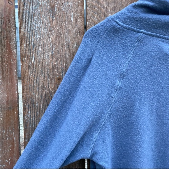 STACCATO Women’s Blue Long Sleeve Cowl Neck Soft Fuzzy Sweatshirt Size Medium - Picture 9 of 12